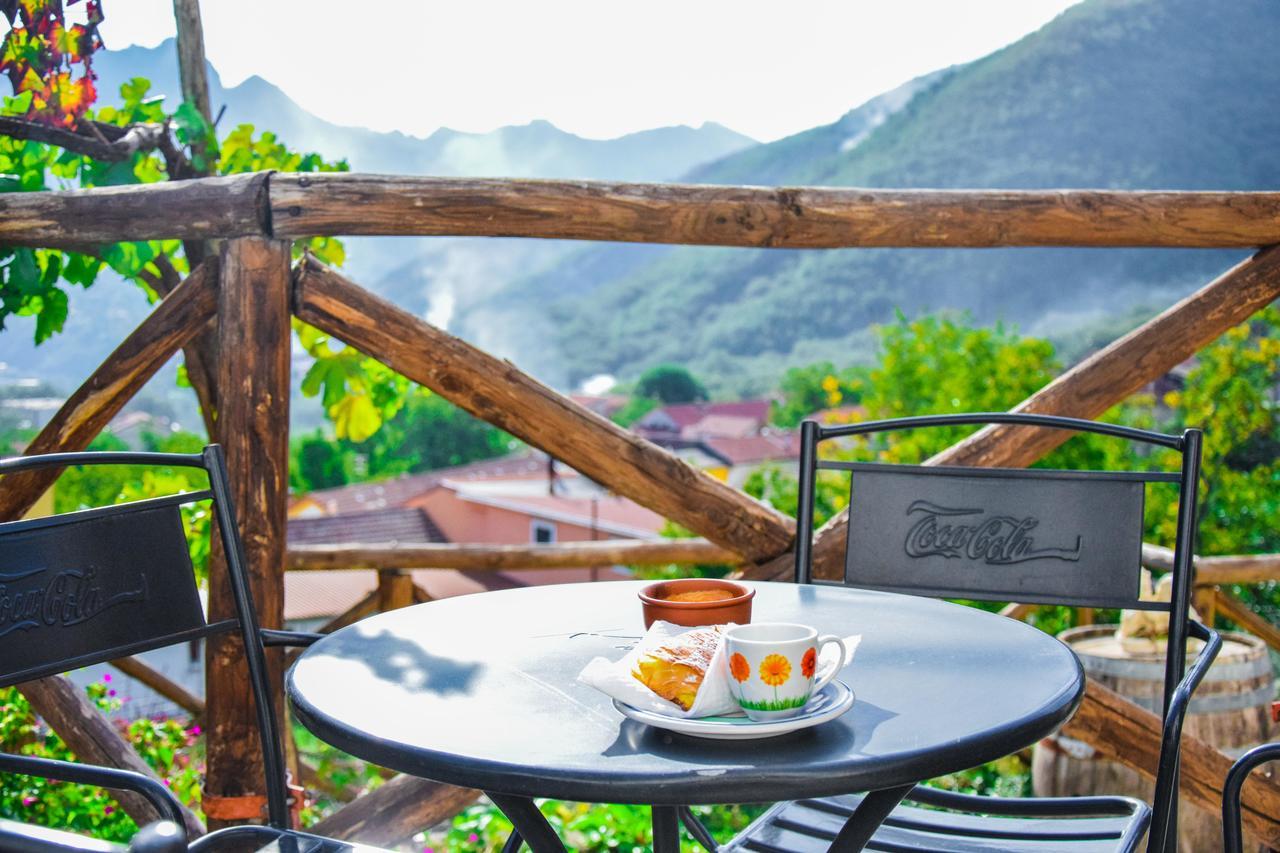Casa Vacanze Tramonti Bagian luar foto