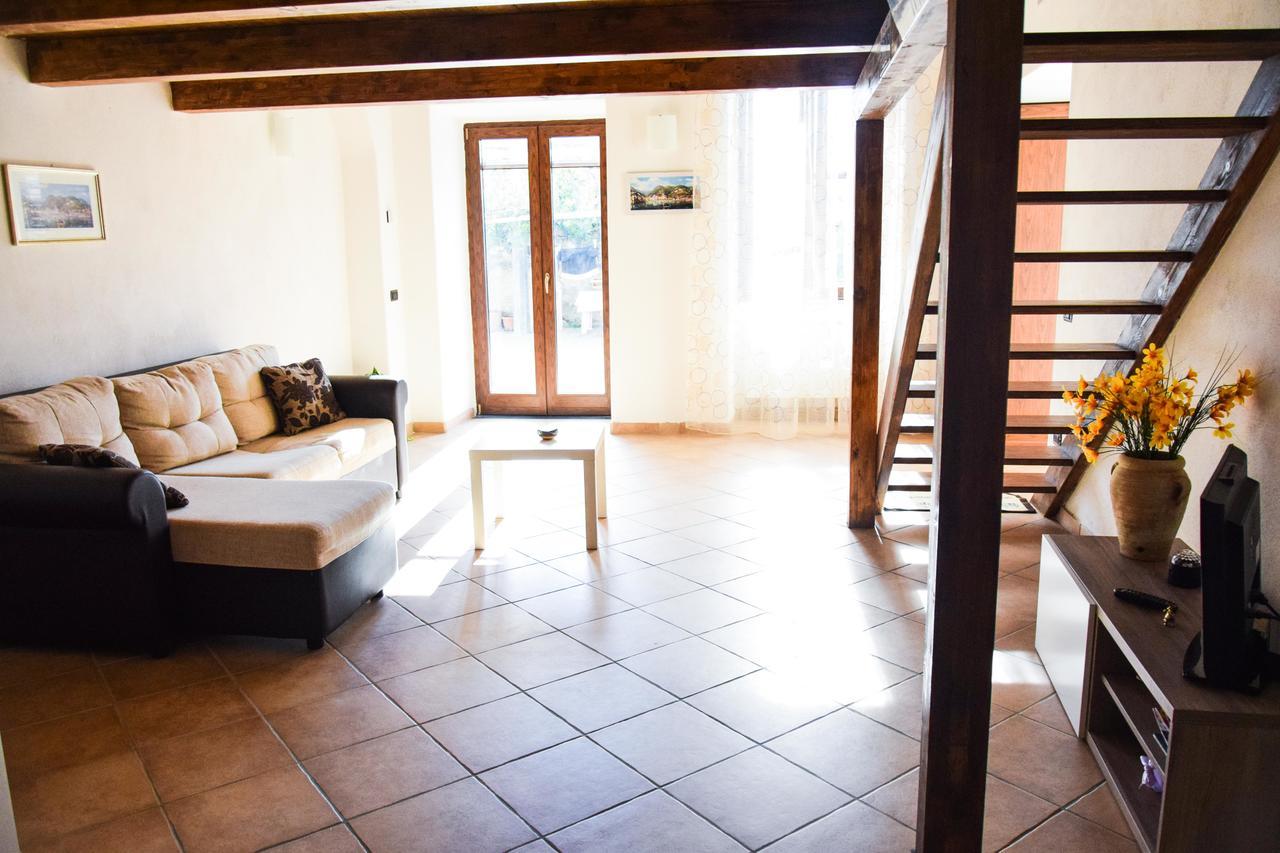 Casa Vacanze Tramonti Bagian luar foto